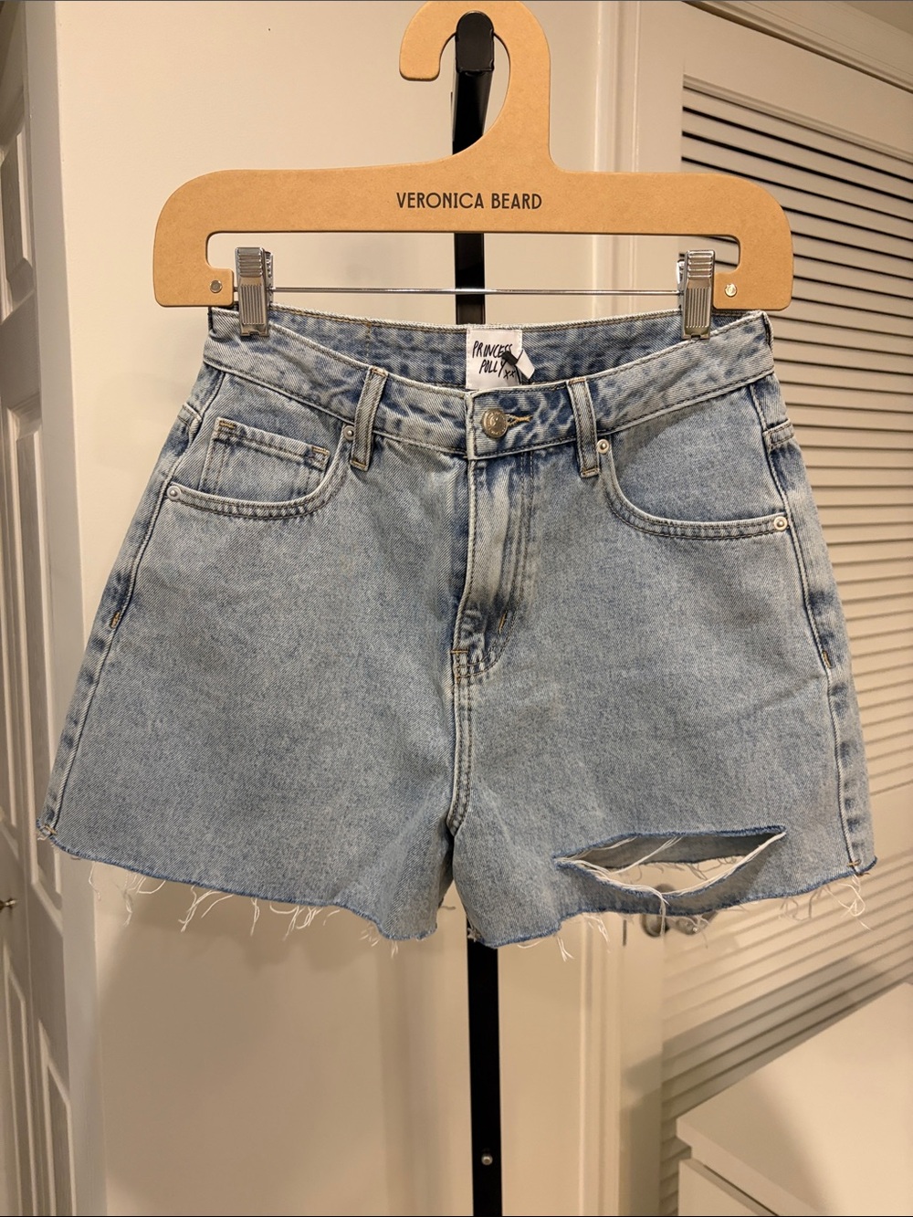 Princess Polly Camari Denim Shorts – Light Wash | Relaxed Slouchy Fit | US 4